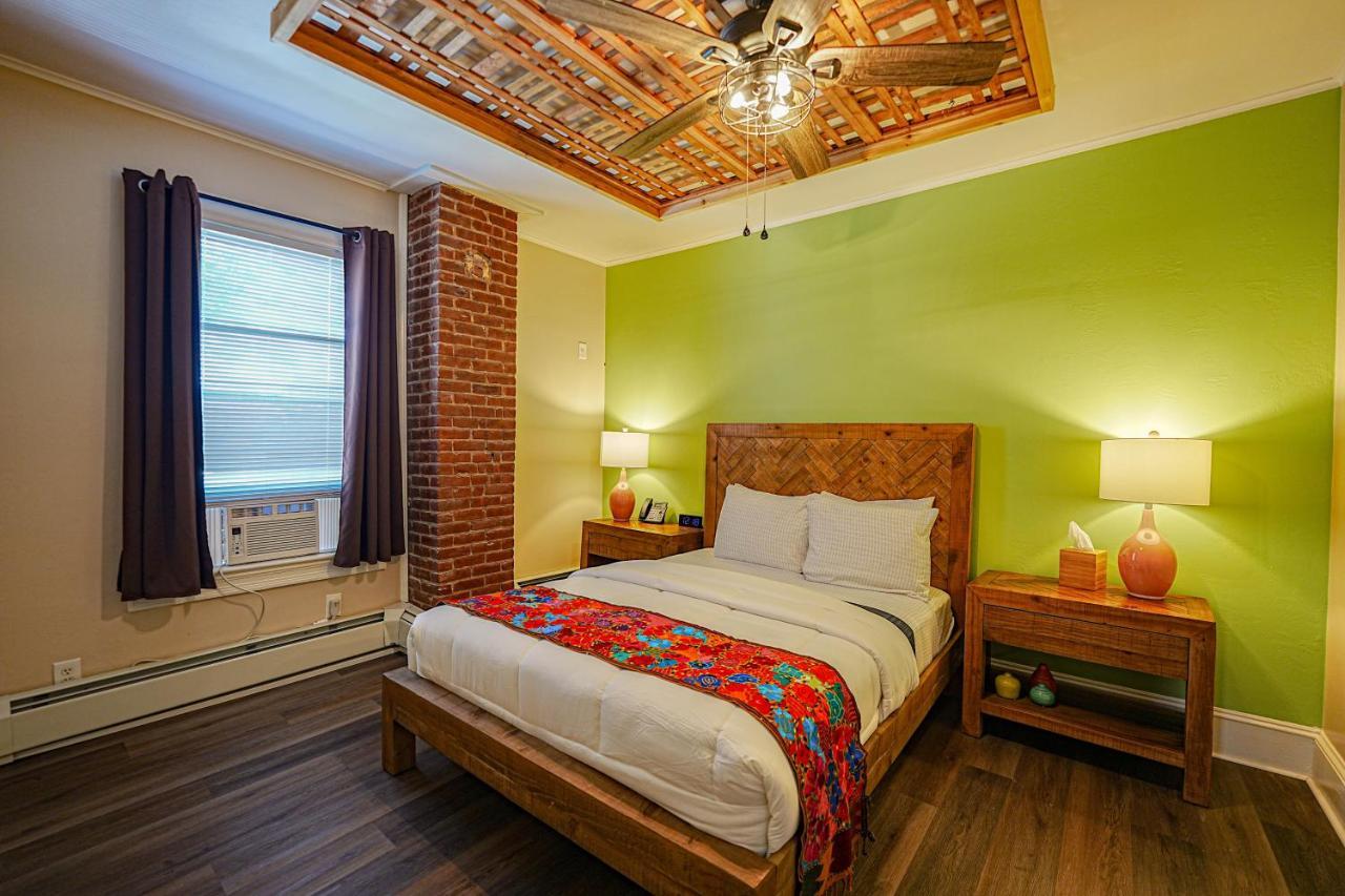 La Posada Милфорд Экстерьер фото